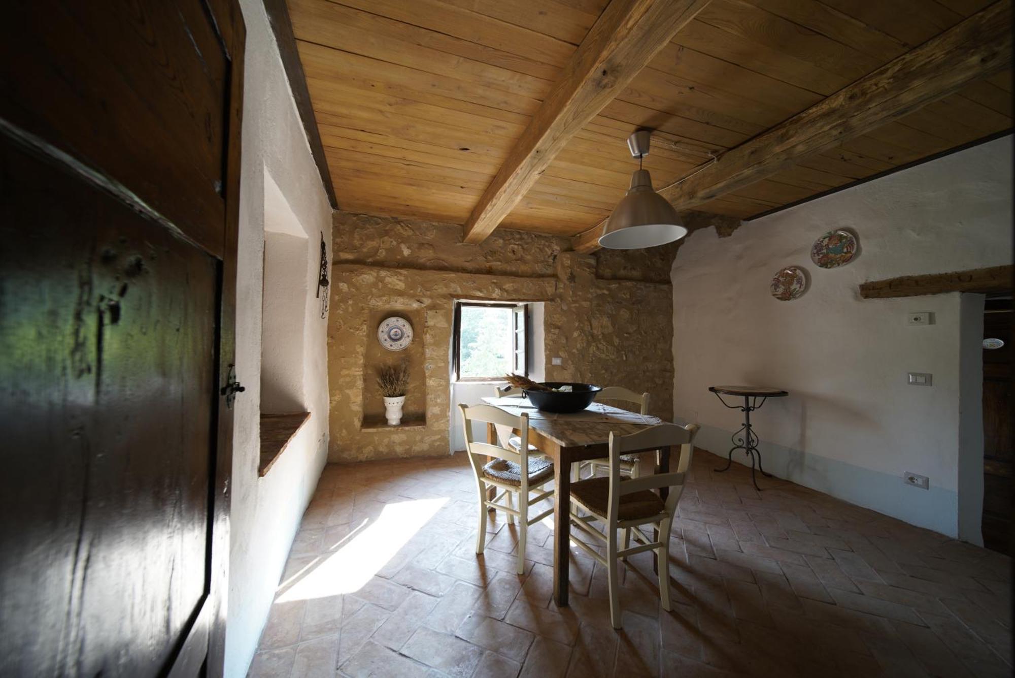 Agriturismo La Colombella 반니 산 필리포 외부 사진